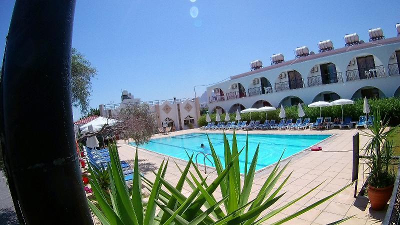 Bare Hill Holiday Village Elea Dış mekan fotoğraf