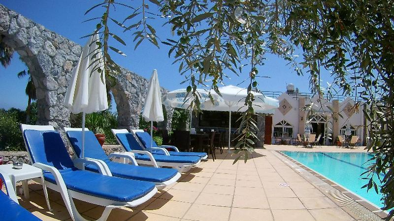 Bare Hill Holiday Village Elea Dış mekan fotoğraf
