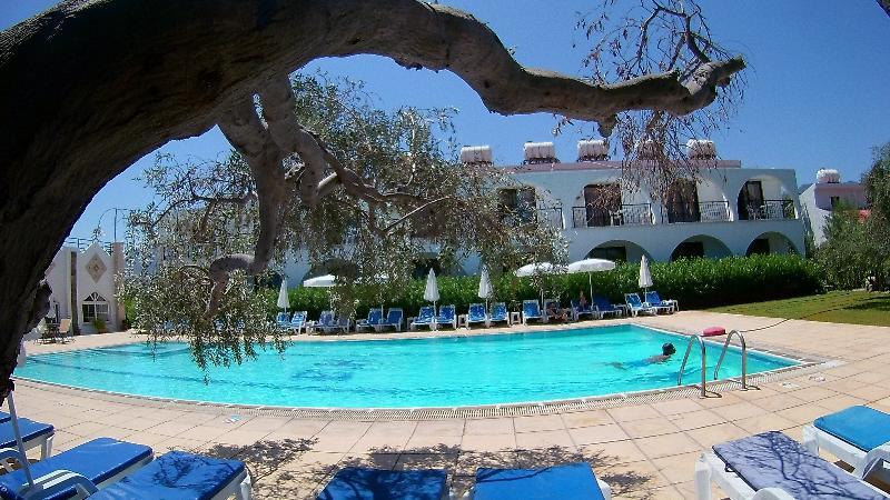Bare Hill Holiday Village Elea Dış mekan fotoğraf