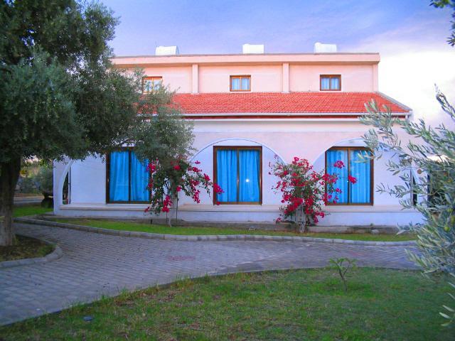 Bare Hill Holiday Village Elea Dış mekan fotoğraf
