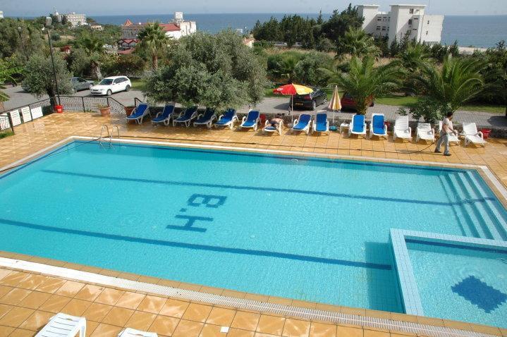 Bare Hill Holiday Village Elea Dış mekan fotoğraf
